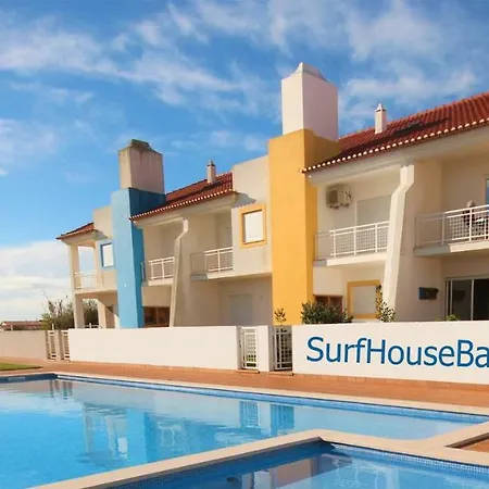 Surf House Bed & Breakfast Baleal