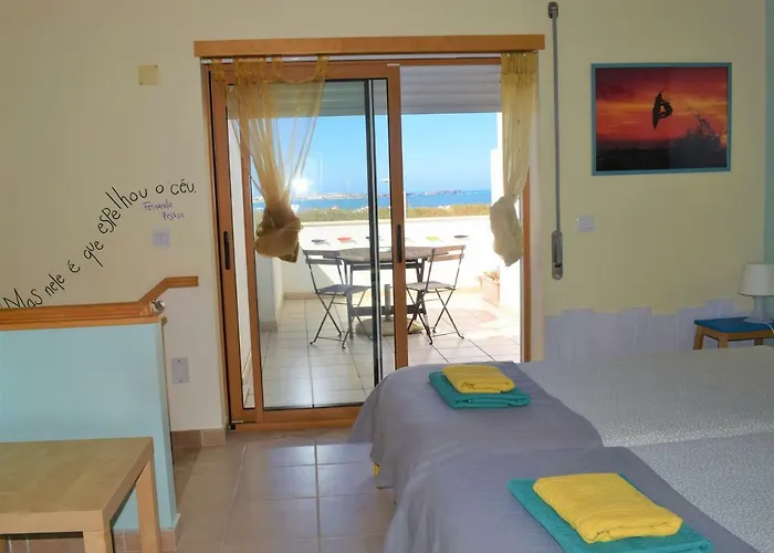 Bed & Breakfast Surf House *