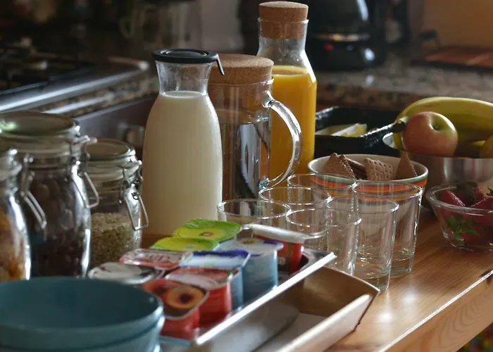 Surf House Bed & Breakfast